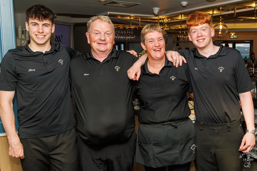 Links Bar Staff